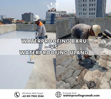 "Gambar perbandingan (split screen) antara pemasangan waterproofing baru dan proses pengerjaan ulang. Sisi kiri menunjukkan pekerja sedang mengaplikasikan pelapis waterproofing cair berwarna abu-abu muda dengan roll pada dak beton yang bersih. Sisi kanan menunjukkan pekerja sedang mengelupas lapisan waterproofing lama yang sudah rusak dan retak menggunakan alat pemanas dan skrap."